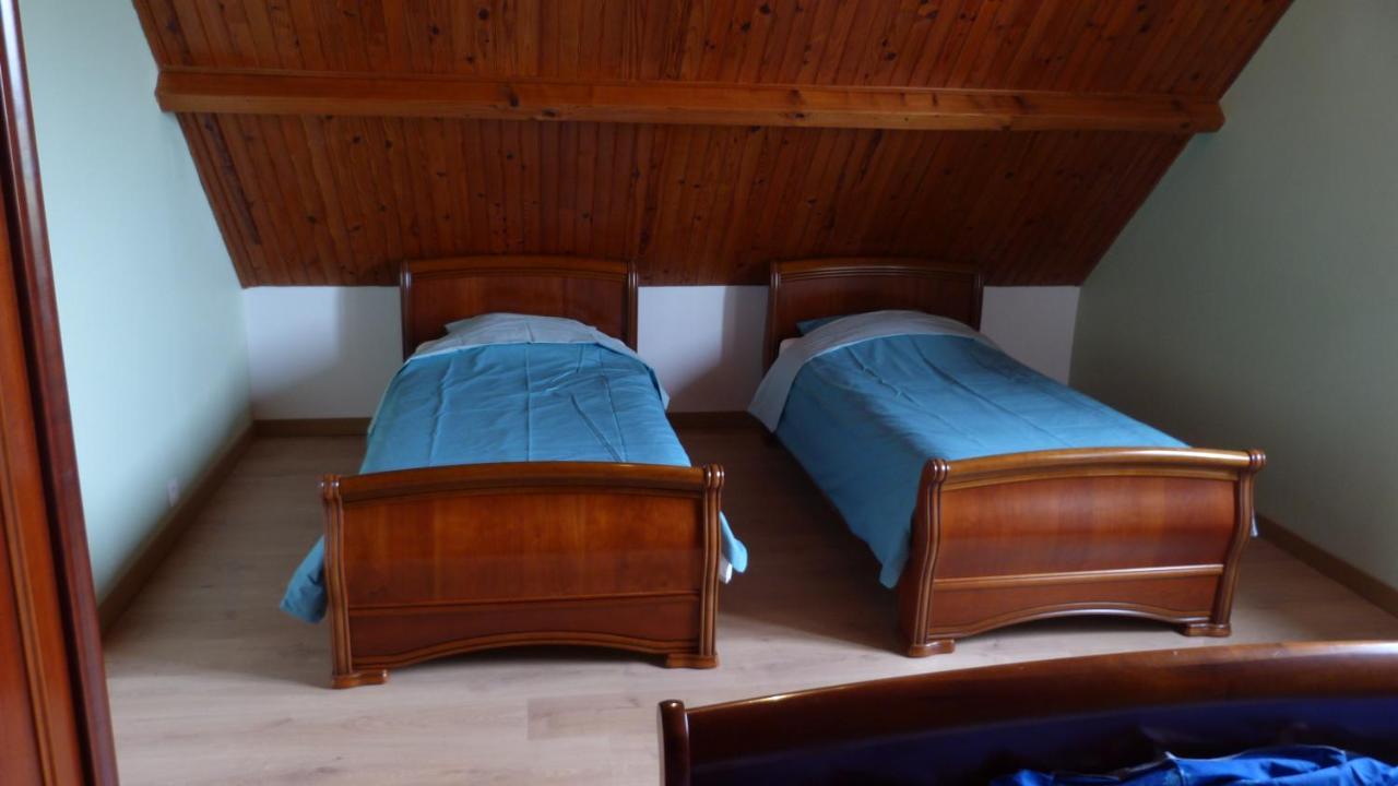 Maison De Vacances Pour 6 Personnes Avec Piscine Lainsecq Eksteriør bilde